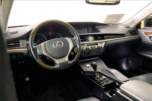 Starfire Pearl 2015 Lexus ES 350 Base