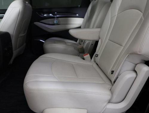 2022 Buick Enclave FWD Essence