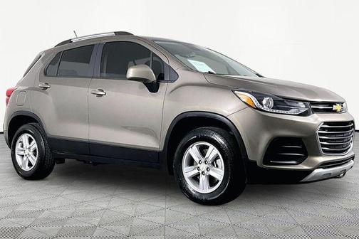 Stone Gray Metallic 2021 Chevrolet Trax LT