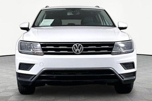 Pure White 2021 Volkswagen Tiguan 2.0T SE