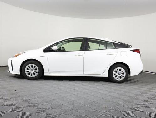 2019 Toyota Prius L