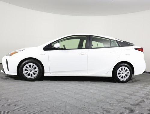 2019 Toyota Prius L