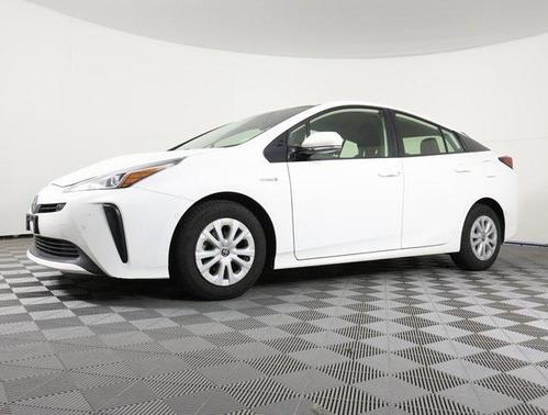 2019 Toyota Prius L