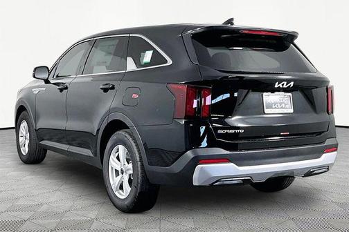 Ebony Black 2026 Kia Sorento LX