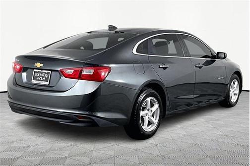 2017 Chevrolet Malibu 1LS
