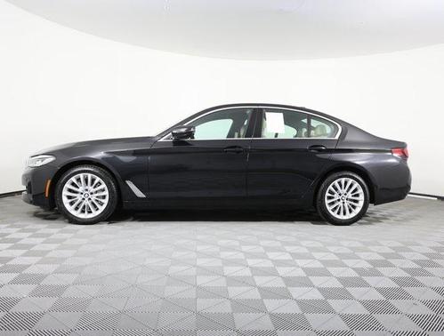 2023 BMW 530 i