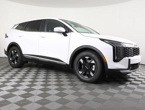 Glacial White Pearl 2026 Kia Sportage LX