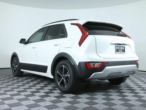 2024 Kia Niro LX
