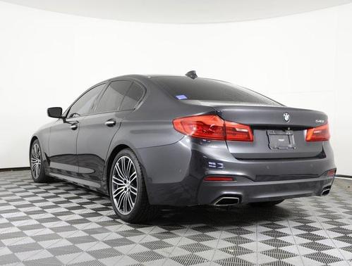 2017 BMW 540 540i