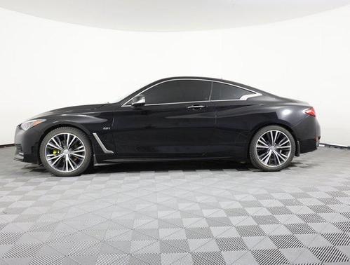 2017 INFINITI Q60 2.0T