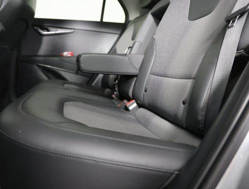 2023 Kia Niro Touring