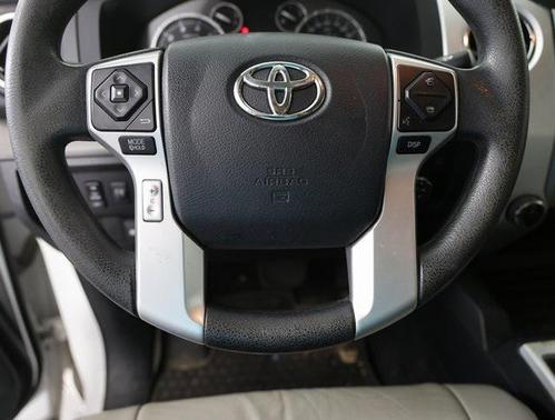 2017 Toyota Tundra SR5