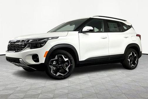 Snow White Pearl 2026 Kia Seltos S