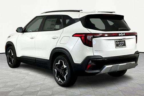 Snow White Pearl 2026 Kia Seltos S