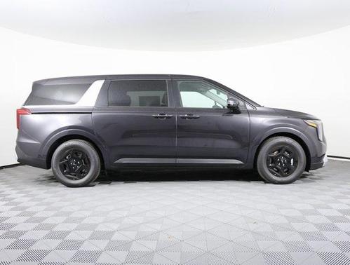 2025 Kia Carnival LX