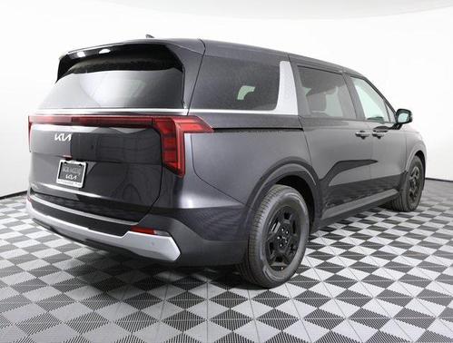 2025 Kia Carnival LX