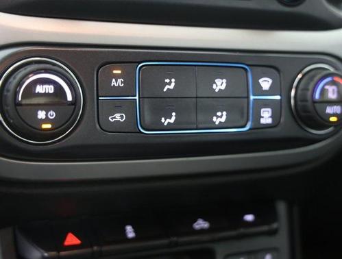 2017 Chevrolet Colorado LT