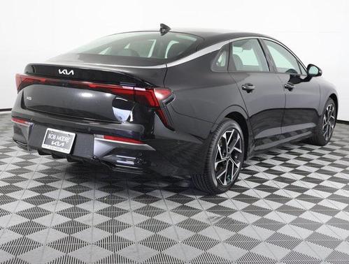 2025 Kia K5 EX