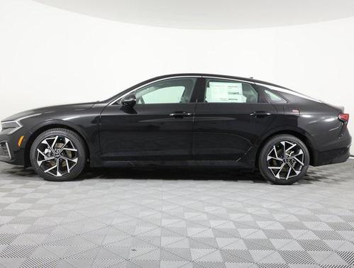 2025 Kia K5 EX