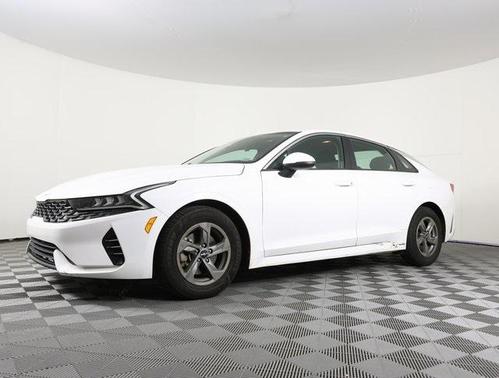 2022 Kia K5 LXS