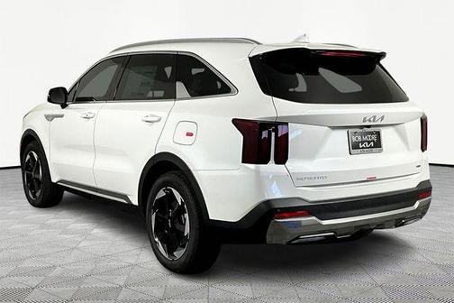 Snow White Pearl 2026 Kia Sorento Hybrid EX