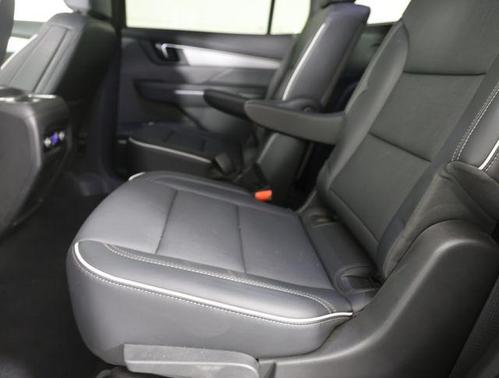 Summit White 2025 Buick Enclave Preferred FWD