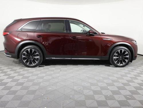 2024 Mazda CX-90 PHEV Premium Plus