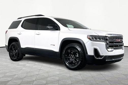 White Frost Tricoat 2022 GMC Acadia AWD AT4