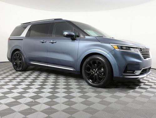 2022 Kia Carnival SX