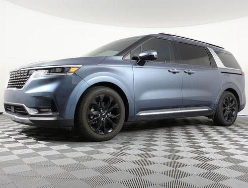 2022 Kia Carnival SX