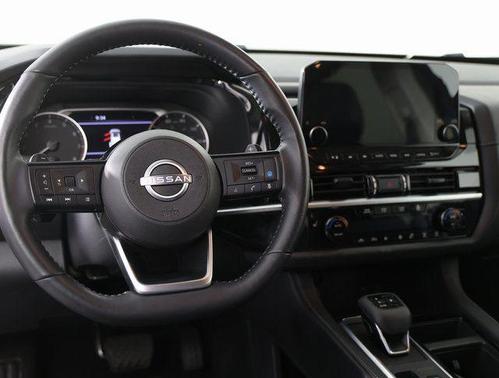 2025 Nissan Pathfinder SL FWD