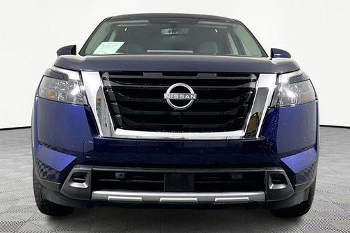 2025 Nissan Pathfinder SL FWD