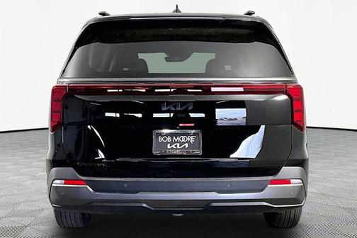 Aurora Black Pearl 2026 Kia Carnival SX