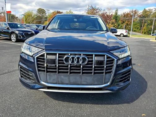 2023 Audi Q7 55 Premium Plus