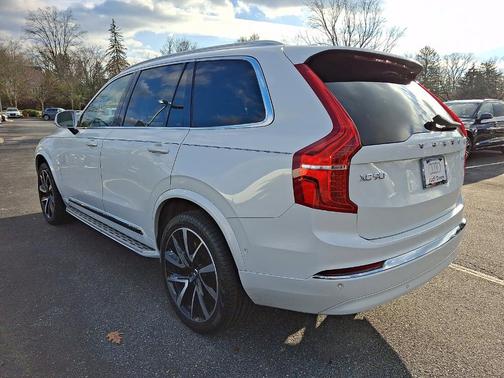 2023 Volvo XC90 B6 Plus 7-Seater