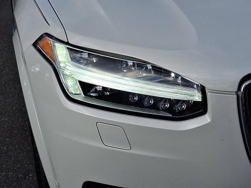 2023 Volvo XC90 B6 Plus 7-Seater