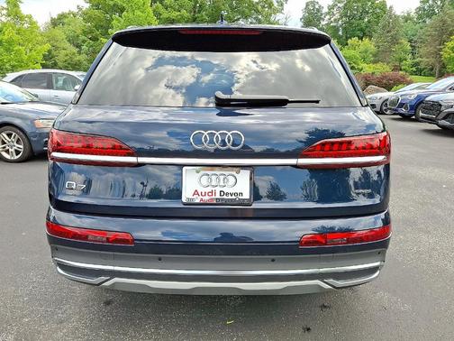 2024 Audi Q7 45 Premium Plus
