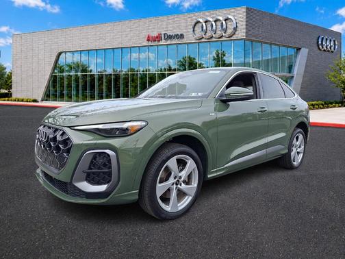 District Green Metallic 2025 Audi Q5 2.0T Premium