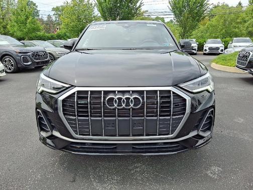2024 Audi Q3 45 S line Premium
