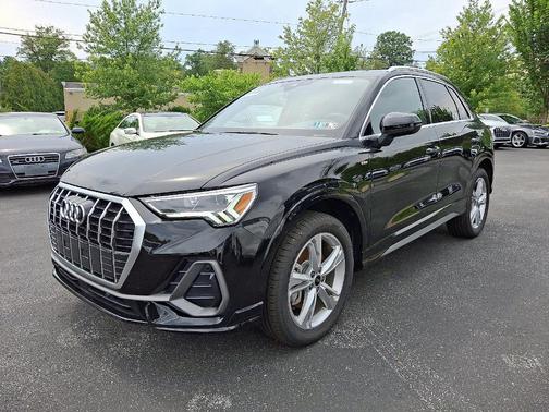 2024 Audi Q3 45 S line Premium