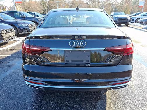 2023 Audi A4 45 S line Premium Plus