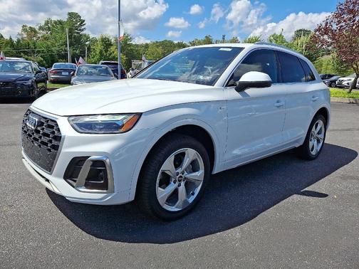2025 Audi Q5 45 S line quattro Premium