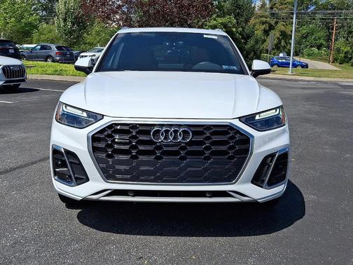 2025 Audi Q5 45 S line quattro Premium