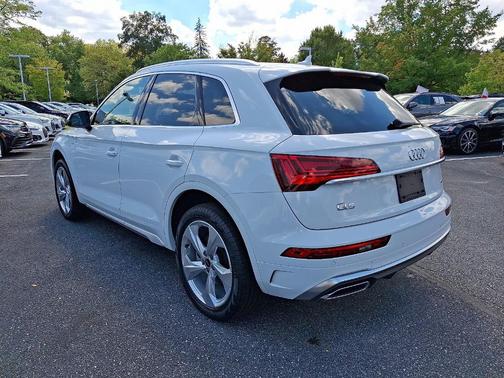2025 Audi Q5 45 S line quattro Premium