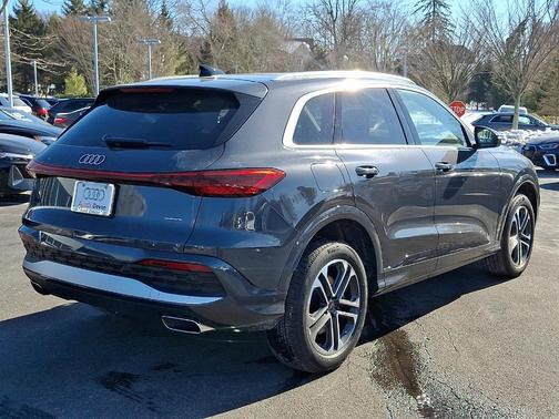 2025 Audi Q5 2.0T quattro Premium