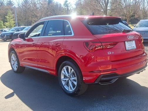 2022 Audi Q3 45 S line Premium Plus