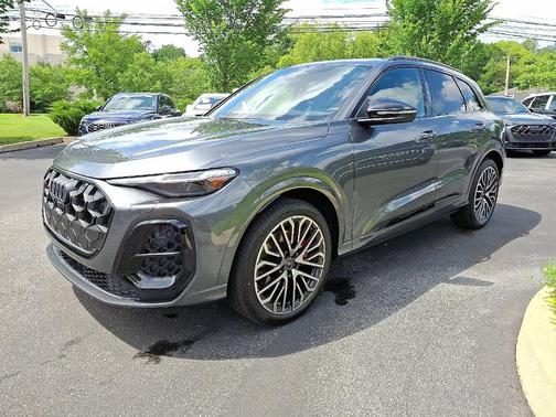 2025 Audi SQ5 3.0T quattro Premium