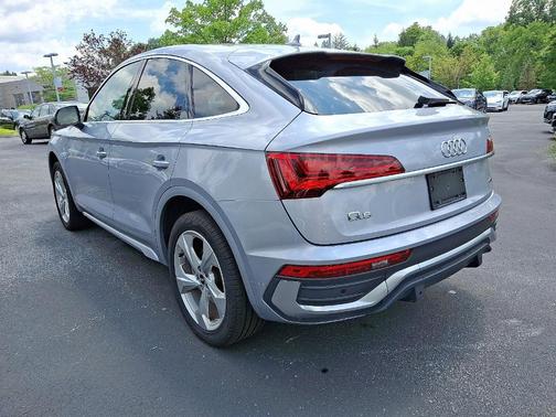 2022 Audi Q5 45 S line Premium Plus
