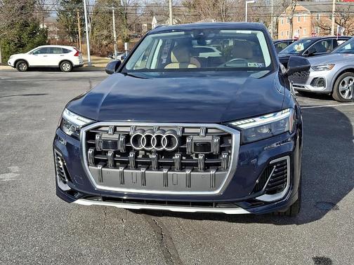 2025 Audi Q7 55 Prestige