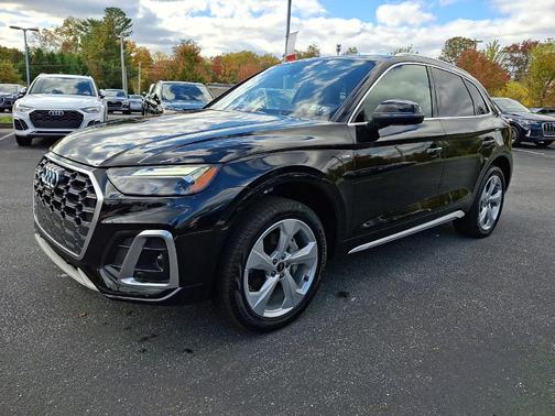 2025 Audi Q5 45 S line quattro Premium